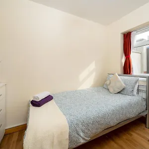 Single G1 Apartment London