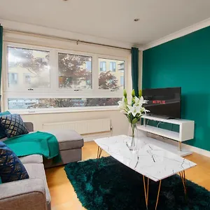 Exquisite Abode - Sleeps 6 - Parking Cambridge (Cambridgeshire)
